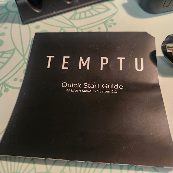 Temptu Airbrush Pro Makeup System 2.0 - Picture 3 of 12